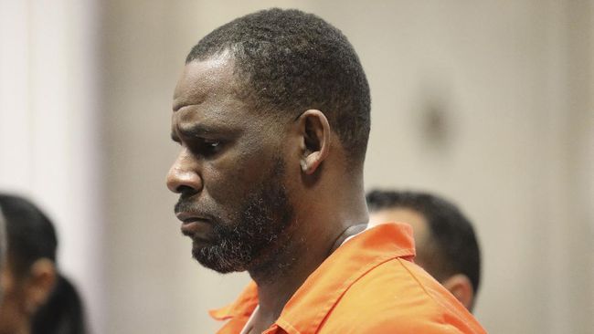 Pengadilan Distrik AS di New York menjatuhkan hukuman 30 tahun penjara kepada R.Kelly atas kasus pelecehan seksual.