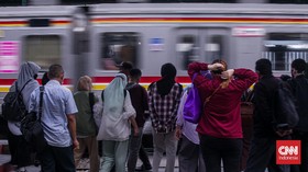 Penumpang Commuterline Sudah Dibolehkan Lepas Masker