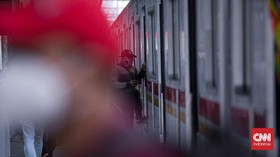 KRL Tabrak Angkot di Bogor, Tidak Ada Korban Tewas