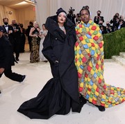 5 Pasangan Selebriti Paling Stylish yang Hadir di Met Gala 2021! Siapa yang Jadi Couple Goals Favoritmu?