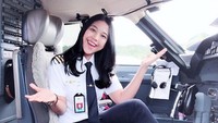 7 Potret Tania Widjaya, Pilot Cantik Garuda yang Punya Perusahaan Sendiri