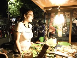 Angkringan Bikin Orang Asing Ketagihan hingga Bisa Mangkal di Jepang