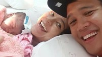 <p>Cantika Felder resmi menjadi Bunda pada 6 Agustus 2020 lalu nih. Ia melahirkan putra pertama yang diberi nama Arjanta Nawasena Ramadhana. (Foto: Instagram @cantikafelder)</p>