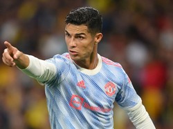 Cristiano Ronaldo Diprediksi Latih MU 18 Bulan Lagi