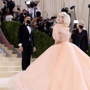 Deretan Selebriti yang Pertama Kali Menghadiri Met Gala 2021! Sukses Mencuri Perhatian Nggak Menurutmu?