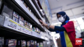 Dalih Indomaret Kerek Harga Rokok Meski Tarif Cukai Baru Belum Berlaku
