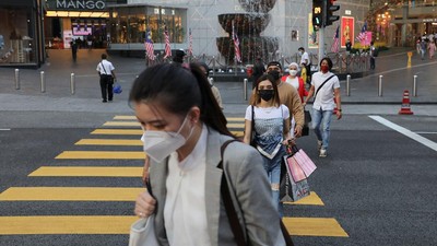 img-title Covid Naik Imbas Subvarian XBB, Malaysia Minta Warga Pakai Masker Lagi