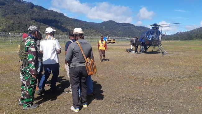 Pesawat Kargo milik Smart Air dilaporkan mengalami kecelakaan di Bandara Ilag, Papua, Senin (25/10).