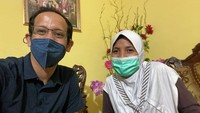 7 Potret Nadiem Makarim Menginap di Rumah Guru SD di Yogyakarta