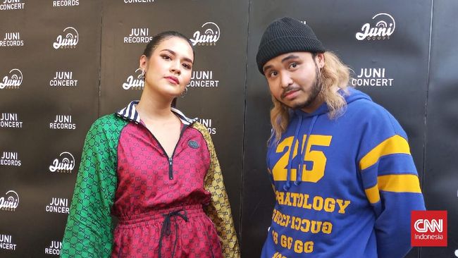 Solois Raisa mengisahkan pengalaman dirinya menggarap single terbaru, You Better Believe Me, secara virtual bersama rapper Kara Chenoa.