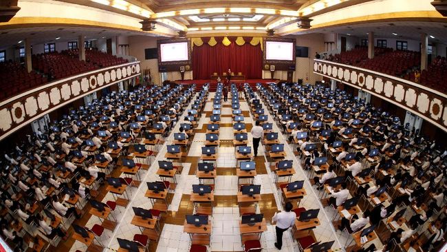 Bagi yang tertarik mendaftar CPNS 2024, simak kembali jadwal rekrutmen terbaru dan persyaratan lengkapnya.