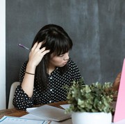 Sebelum Kantong Jebol, Ini Cara Mengatasi Pengeluaran Tak Terduga di Kantor