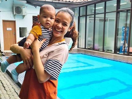 7 Potret Cantika Putri Minati Atmanagara, Eks Artis Cilik yang Sudah Punya Anak