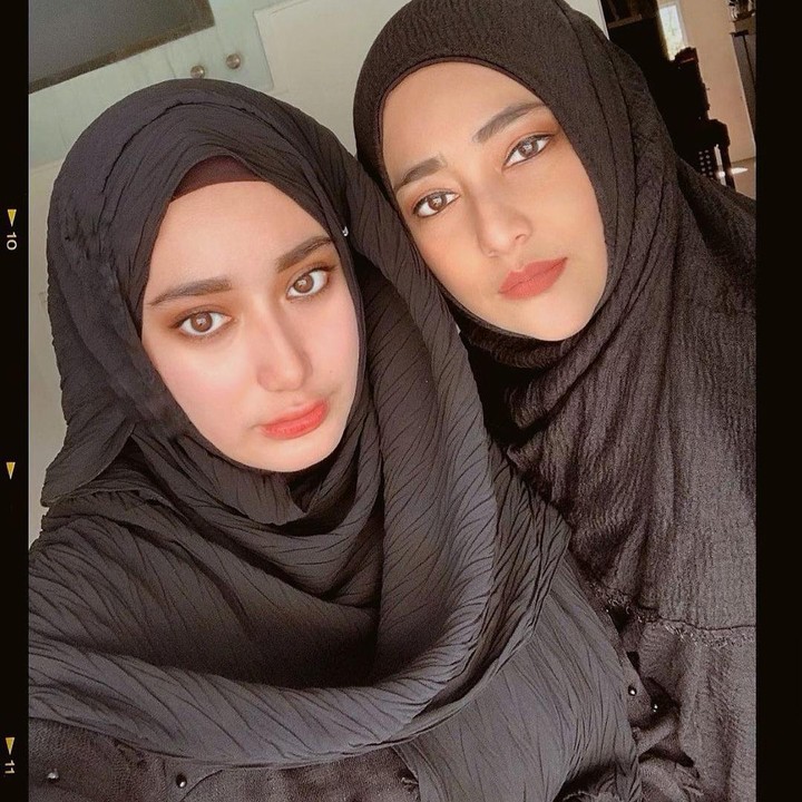 <p>Selama ini, Cindy Fatikasari memang dikenal kenal kompak dengan putrinya lho, Bunda. Mereka juga kerap menggunakan busana senada. (Foto: Instagram)</p>