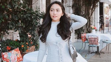 img-title Heboh Netizen Rela Berbagi Suami dengan Rachel Vennya