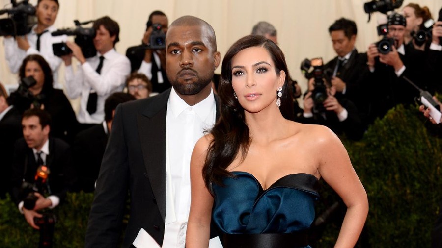 NEW YORK, NY - MAY 05:  Kanye West (L) and Kim Kardashian attend the 