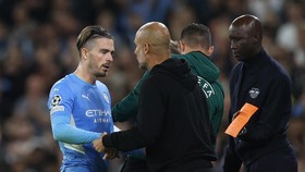 Man City Cetak 6 Gol, Grealish dan Mahrez Dimarahi Guardiola