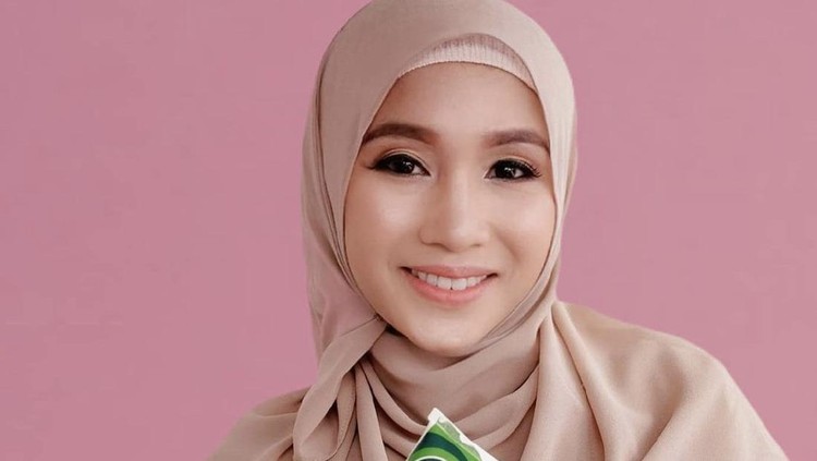 pengusaha Lebak, Fatimah Az Zahra, merintis bisnis hingga menjadi miliarder.
