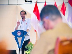 Kala Jokowi Ingatkan Bobby APBD Medan Masih Mengendap di Bank