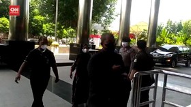 VIDEO: KPK Tangkap Beberapa Orang di Kalsel