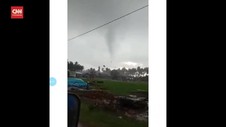VIDEO: Momen Puluhan Rumah Rusak Dihantam Angin Kencang
