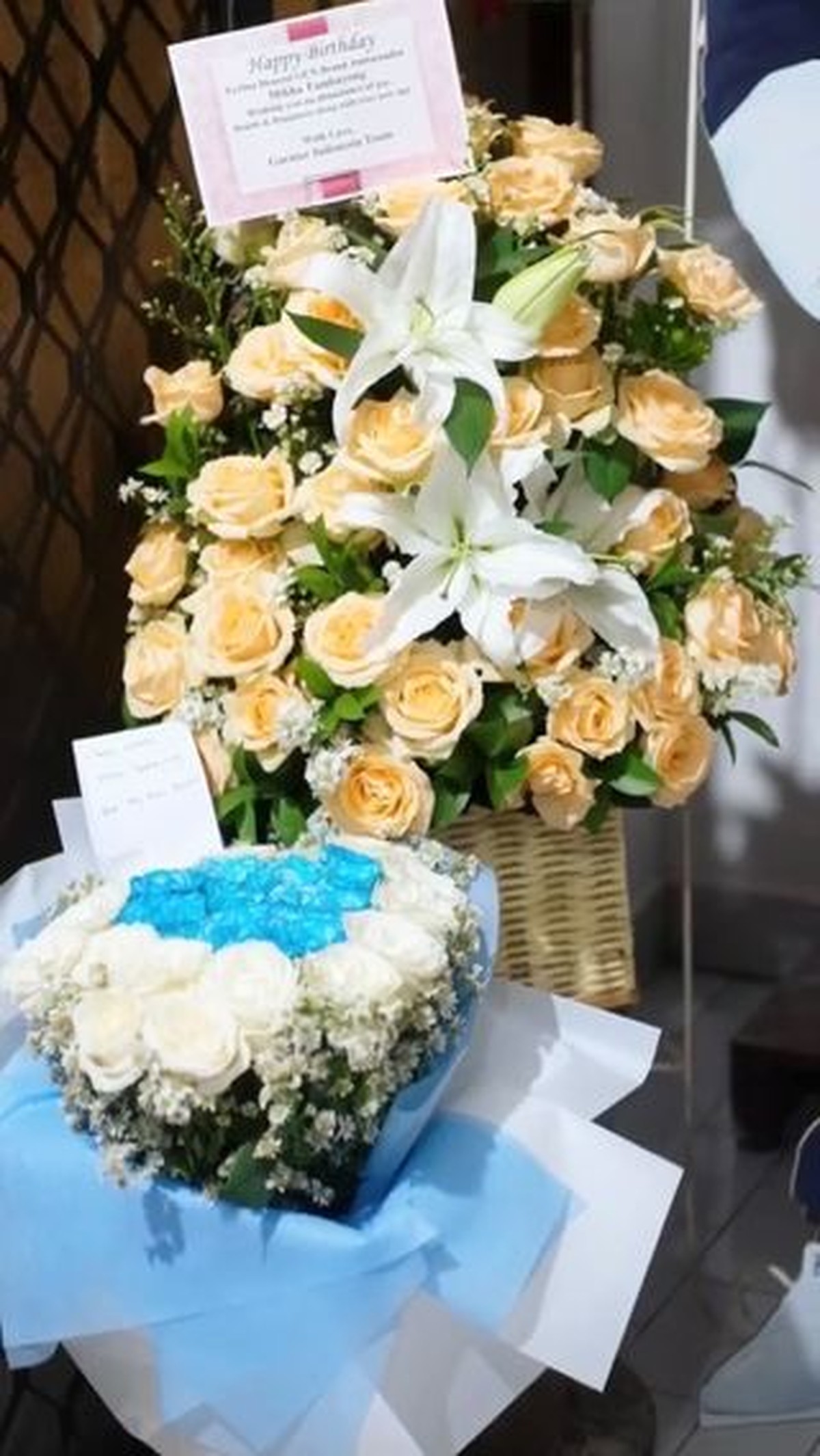 Mikha Tambayong baru saja merayakan ulang tahunnya yang ke 27 pada &lpar;15&sol;9&rpar;&period; Yuk intip momen perayaannya&excl;