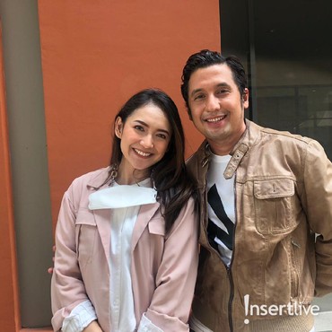 Marak Artis Cerai, Ini Resep Bahagia Rumah Tangga Corry Pamela & Umar Syarief