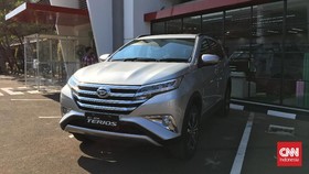 Astra Daihatsu Motor meluncurkan model penyegaran Terios dengan salah satu fitur tambahan Eco Idle, di Jakarta, Jumat (17/9/2021).