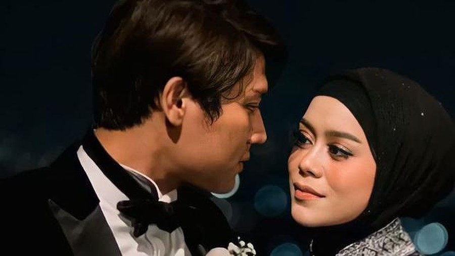 Setelah resmi menikah Lesti Kejora dan Rizky Billar memamerkan foto-foto kemesraan mereka yang jadi sorotan. Yuk intip!