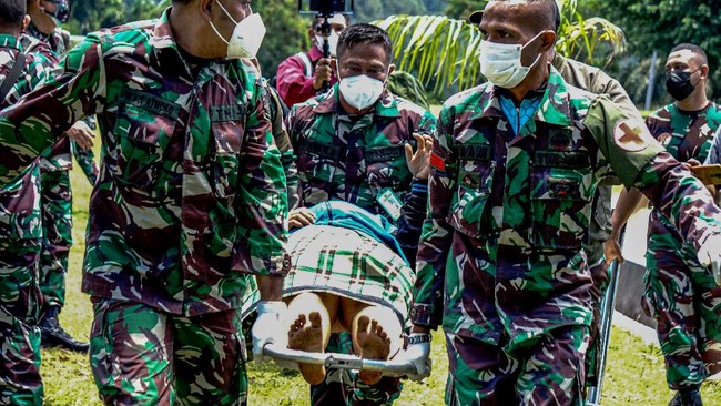 Prajurit TNI bernama Pratu Ida Bagus Putu gugur dalam kontak tembak KKB, saat dia membantu proses evakuasi jenazah Nakes Gabriela Meilani di Kiwirok, Papua.