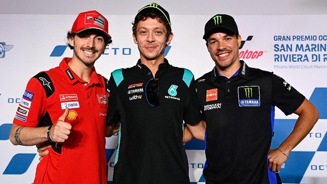Nama Valentino Rossi sendiri sudah terbilang bakal sulit dilupakan dari sejarah MotoGP. Dengan kehadiran Akademi VR46, nama Rossi bakal makin terpatri.