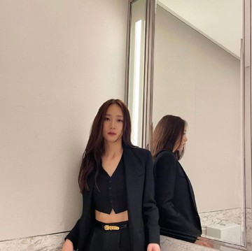 5 Selebriti Korea Ini 'Panen' Haters, Alasannya Sepele Banget!
