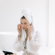 5 Jenis Skincare yang Wajib Punya Untuk Wajah Glowing dan Ternutrisi!