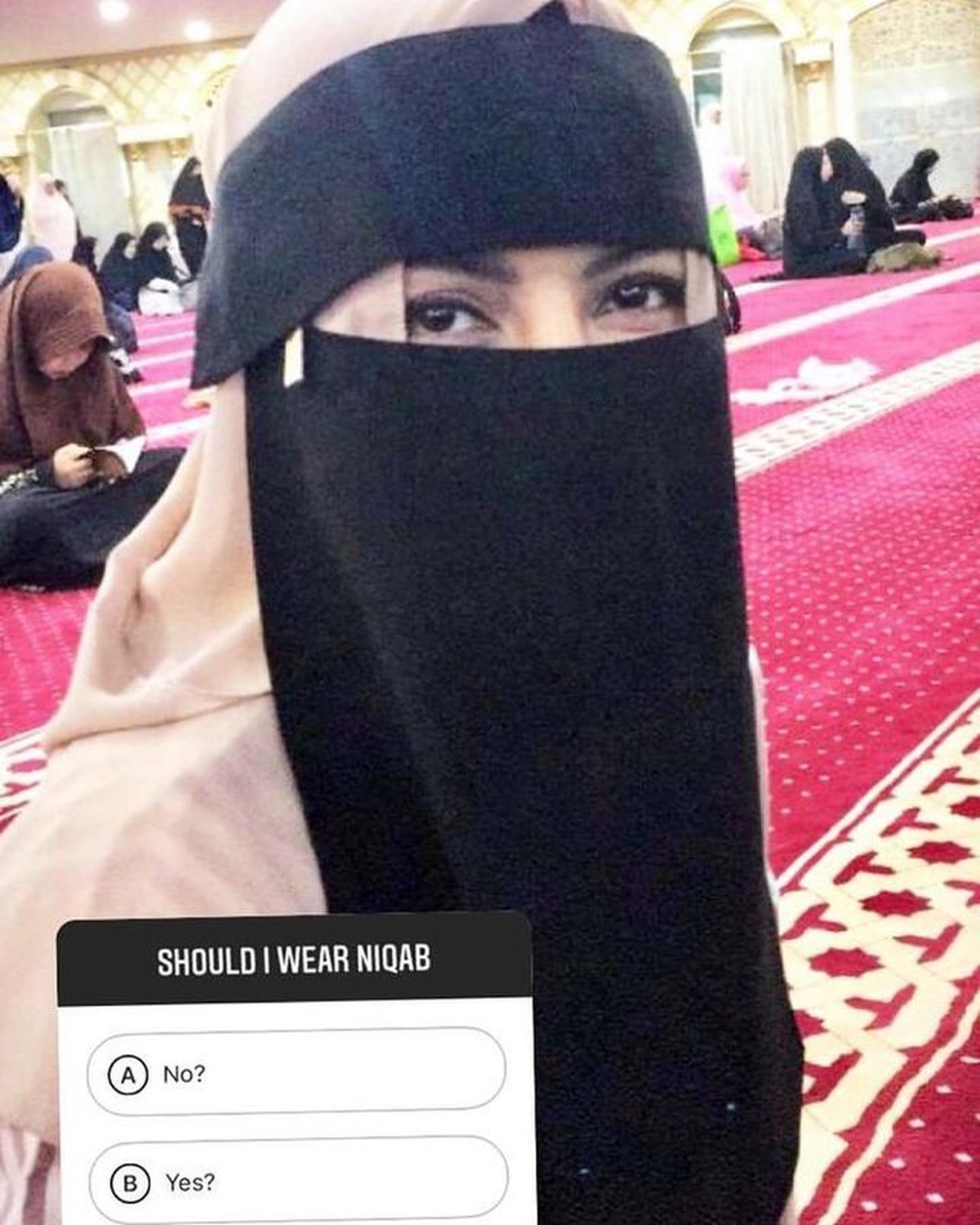 Five Vi memutuskan untuk hijrah&comma; namun ia menjadi sorotan karena pernyataannya yang kontroversial&period; Yuk intip potret terbarunya&excl;