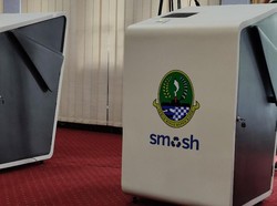 Keren Nih, Kotak Sampah Pintar di Ciamis Sulap Botol Plastik Jadi Uang Digital