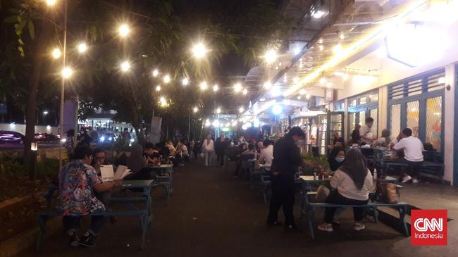 Berikut rekomendasi tempat wisata malam di Jakarta Selatan yang bisa kamu kunjungi selepas pulang kerja atau pada akhir pekan.
