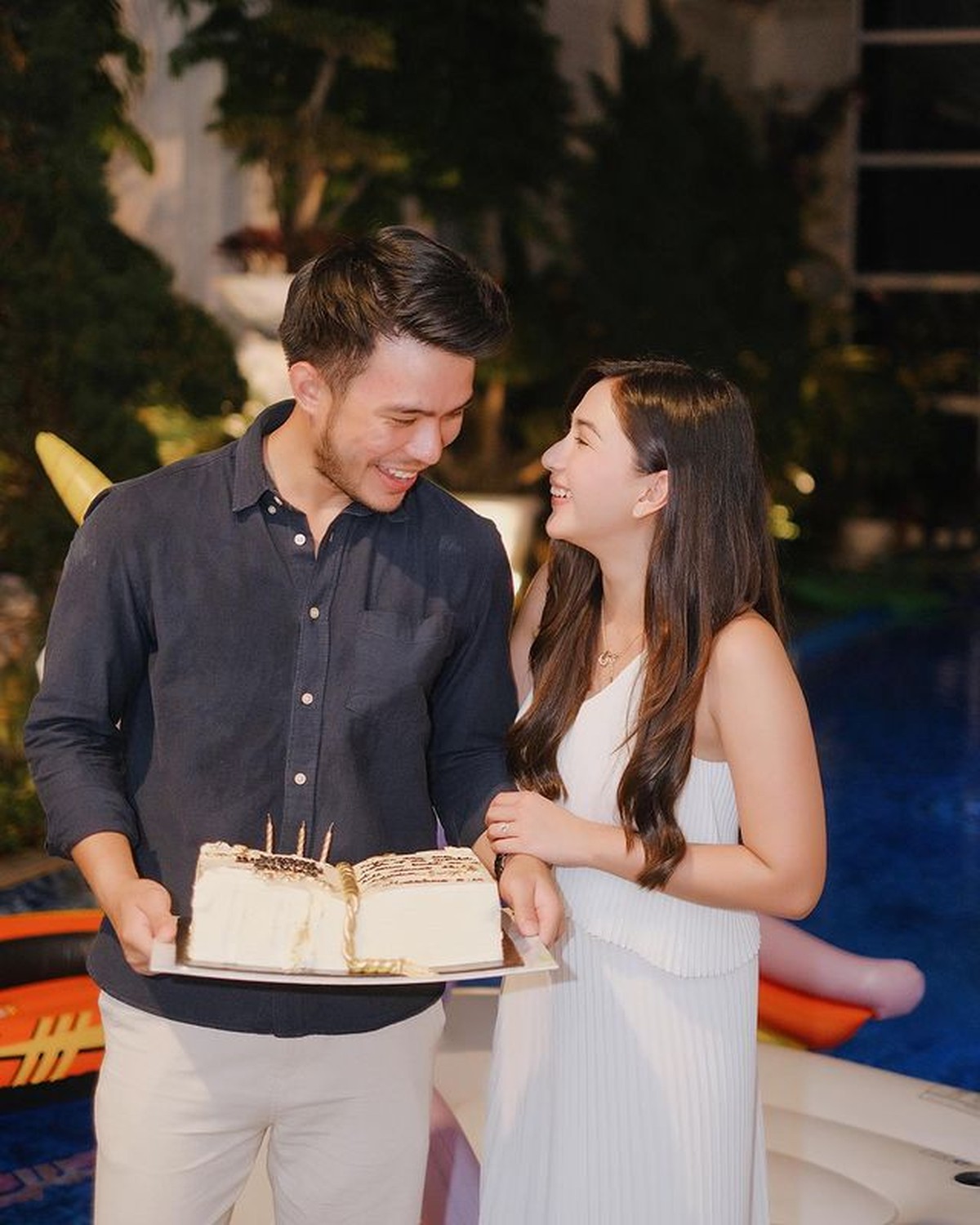 Jessica Mila merayakan ulang tahun kekasihnya Yakup Hasibuan pada Kamis &lpar;16&sol;9&rpar;&period; Yuk intip momen manis mereka&excl;