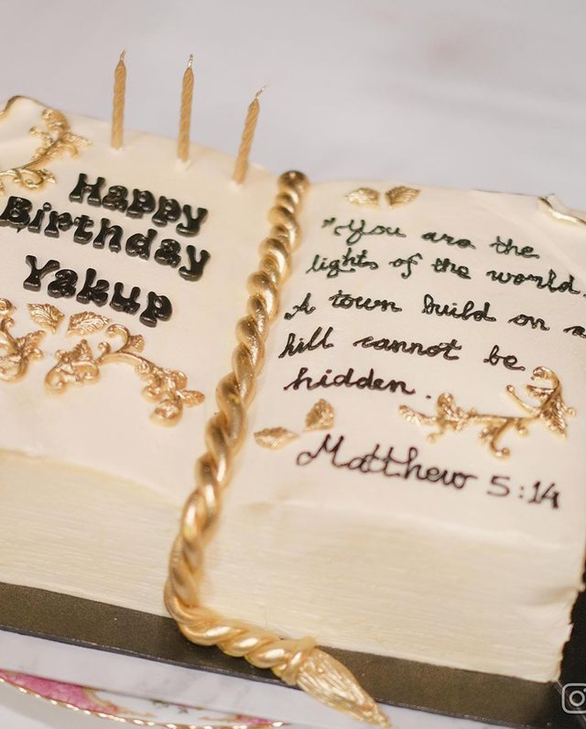 Jessica Mila merayakan ulang tahun kekasihnya Yakup Hasibuan pada Kamis &lpar;16&sol;9&rpar;&period; Yuk intip momen manis mereka&excl;