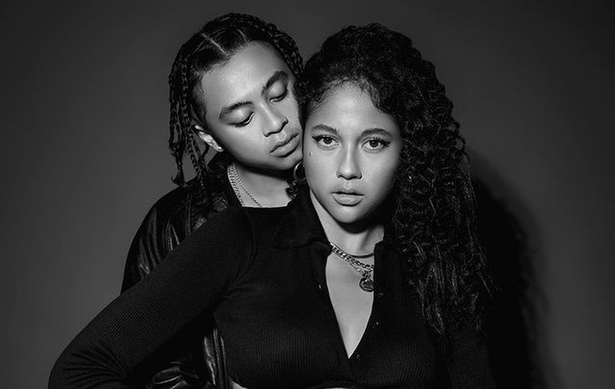 Bastian Steel baru saja melakukan pemotretan bersama sang kekasih&comma; Sitha Marino yang jadi sorotan&period; Yuk kita intip&excl;