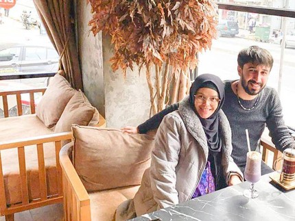 7 Potret Penyanyi Siti Liza dan Suami Bule Turki, Kini Sudah Dikaruniai Anak