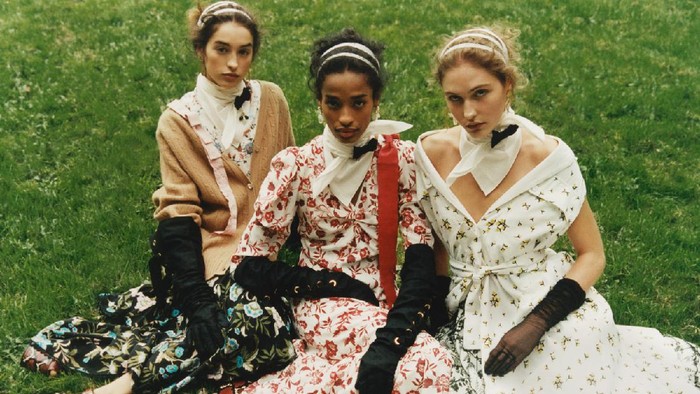 Mengenal Arti dan Perbedaan antara Fast Fashion dengan Slow Fashion