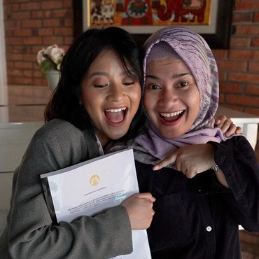 Hebat, Putri Ikke Nurjanah & Aldi Bragi Lulus dengan IPK Tertinggi di UI