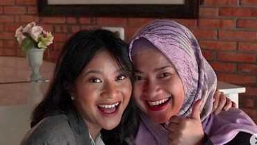 Putri Ikke-Aldi Bragi Lulus hingga Koleksi Mewah Selebgram Dewi Biechu