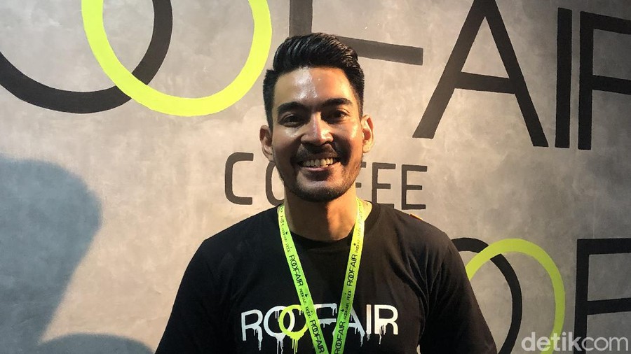 Robby Purba buka usaha