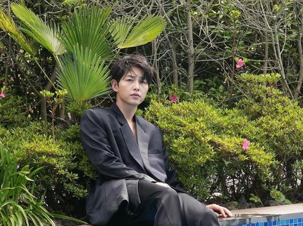 Song Joong Ki Umumkan Punya Kekasih Baru Usai Cerai 3 Thn Lalu, Wanita Cantik Berdarah Inggris