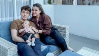 <p>Hadirnya Anzel Maverick menjadi kebahagiaan tersendiri bagi Audi Marissa dan Anthony Xie. Rumah tangga mereka semakin lengkap dan harmonis karena ada baby menggemaskan, Bunda. (Foto: Instagram @audimarissa)</p>