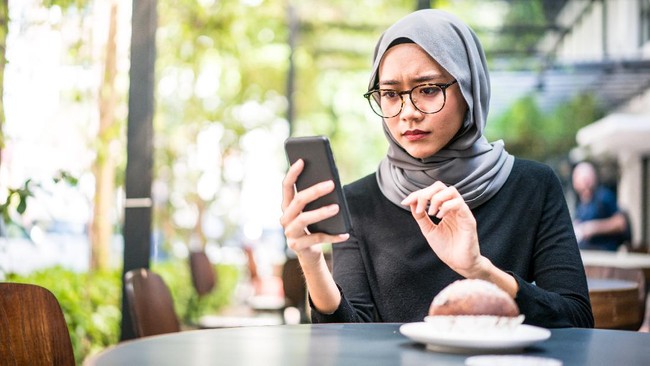 Indosat buka suara usai ramai keluhan pengguna IM3 dan Tri usai kebakaran kantor di Semarang.