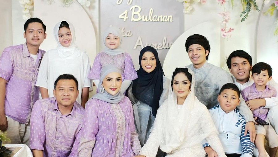Pengajian 4 Bulanan Aurel