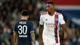 Bukti Video Ungkap Boateng Penyebab Messi Cedera
