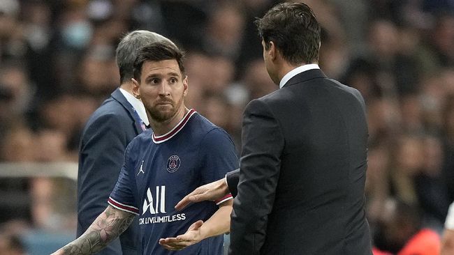 Lionel Messi disebut setidaknya memiliki dua masalah yang membuatnya menderita dan terpuruk bersama Paris Saint-Germain (PSG) pada musim ini.